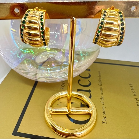 Earrings‎ - Picture 4 of 6